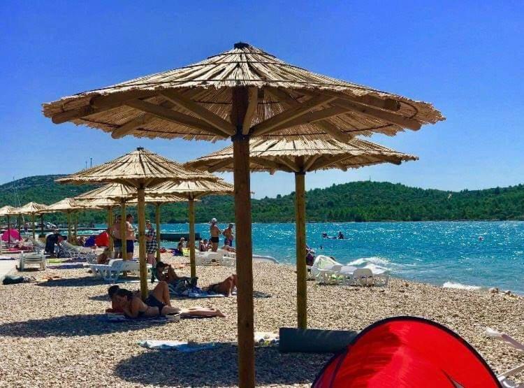 Apartman As بيروفاتش المظهر الخارجي الصورة